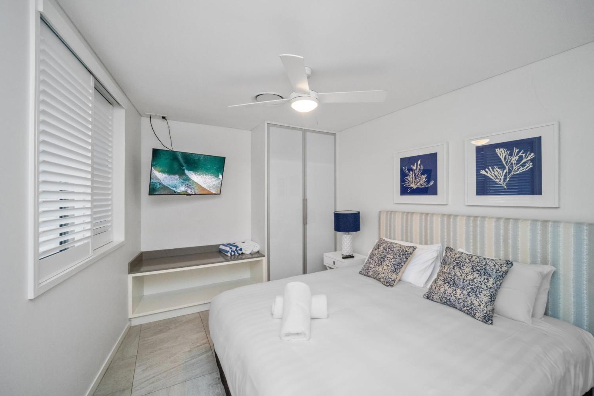 خليج بيرون Bay Royal Apartments المظهر الخارجي الصورة
