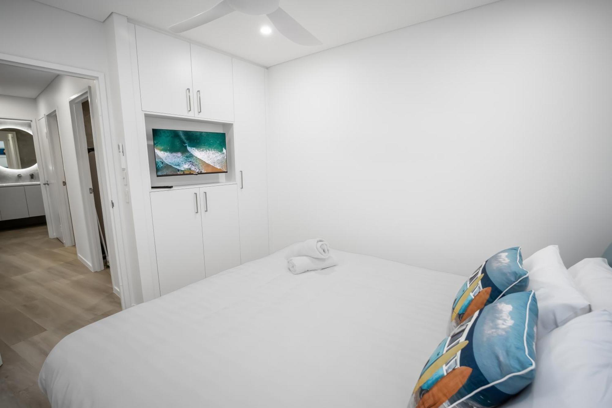 خليج بيرون Bay Royal Apartments المظهر الخارجي الصورة