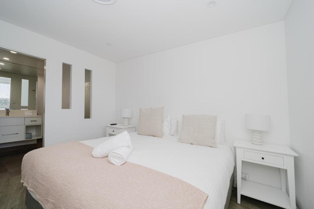 خليج بيرون Bay Royal Apartments المظهر الخارجي الصورة