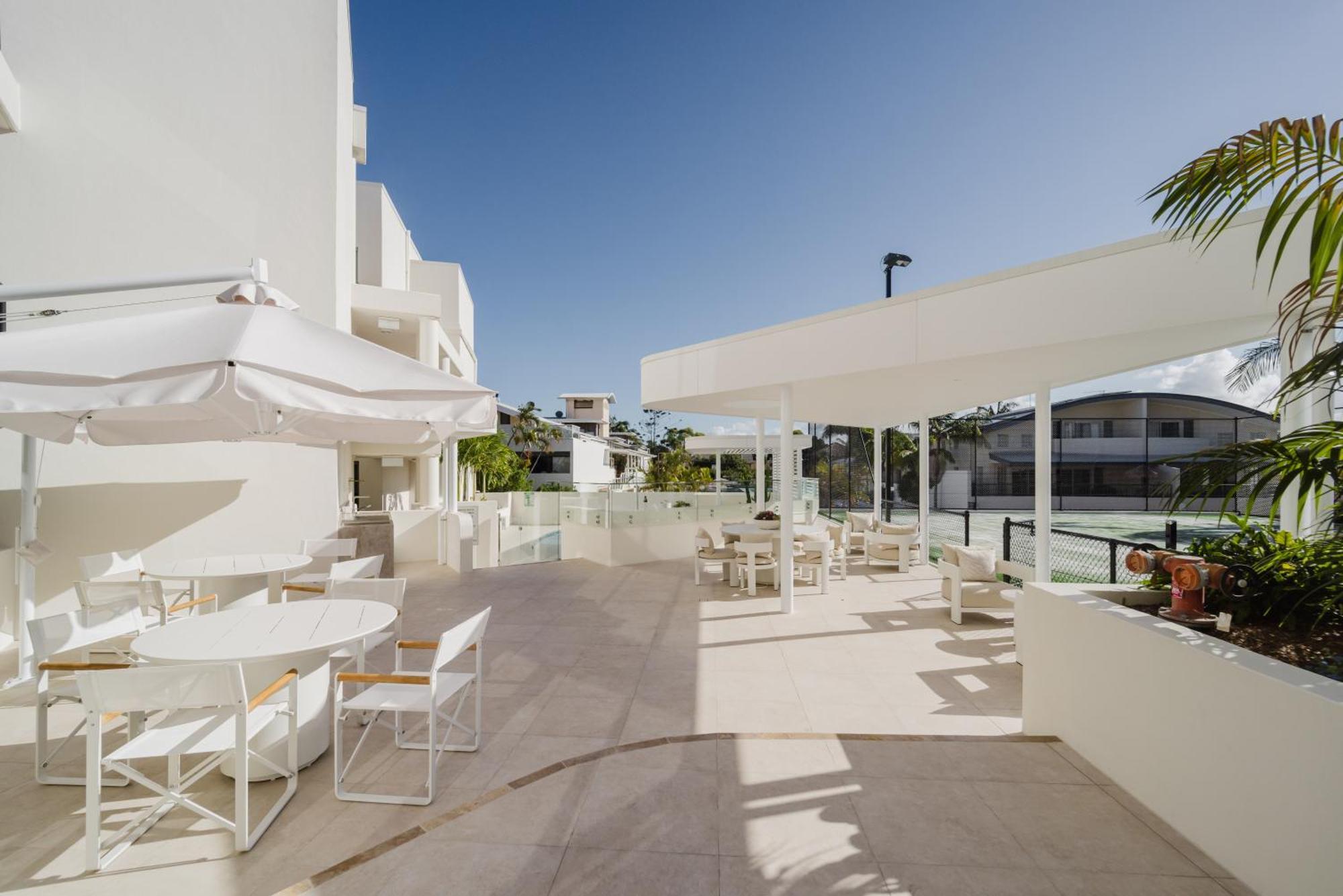 خليج بيرون Bay Royal Apartments المظهر الخارجي الصورة