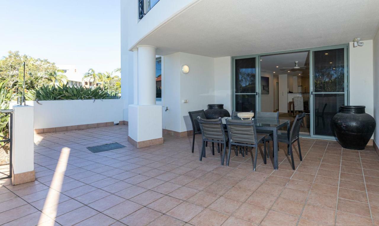 خليج بيرون Bay Royal Apartments المظهر الخارجي الصورة