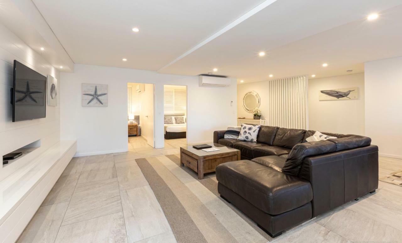 خليج بيرون Bay Royal Apartments المظهر الخارجي الصورة